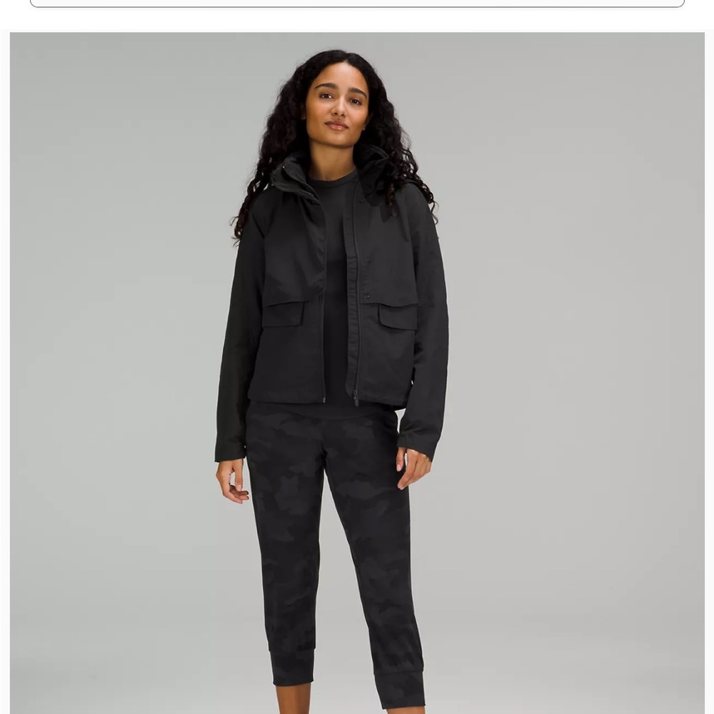 Lululemon new WO Tags Rain Jacket